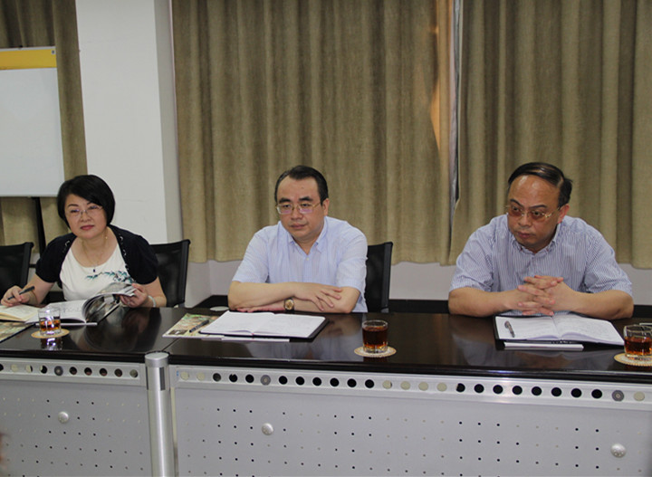 丽水市副市长徐光文一行莅临艾莱依集团参观指导 新闻配图