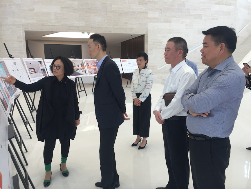 中国工商银行丽水市分行行长应海卿一行莅临艾莱依集团参观交流 新闻配图