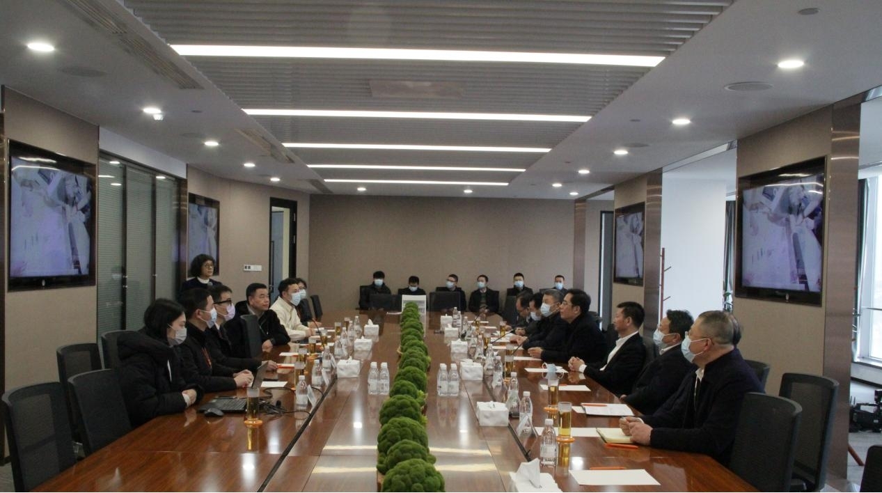 市委副书记、代市长吴舜泽莅临艾莱依考察指导 新闻配图